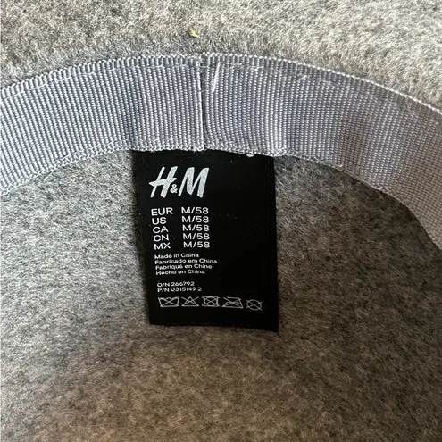 H&M  Gray Wool Hat Size Medium