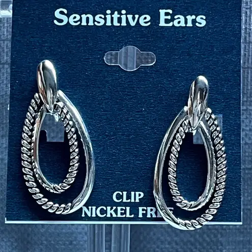 Sensitive Ears Dangle Double Teardrop Earrings Silver