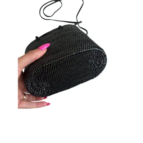 TLC Black Straw Woven Summer Crossbody Picnic Bag