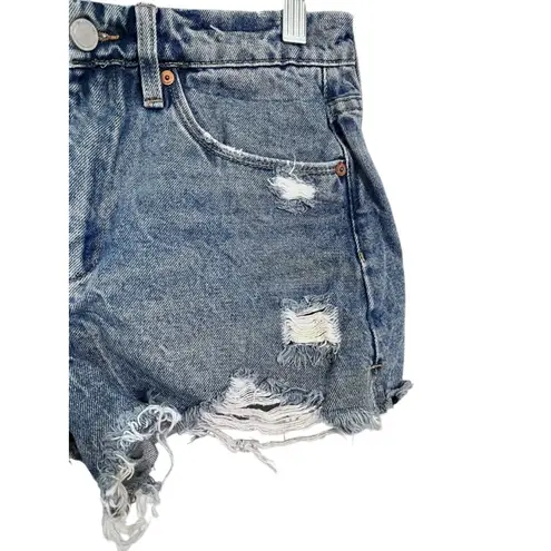 BLANK NYC  The Barrow Distressed Light Wash Denim Shorts Size 27 High Rise Blue