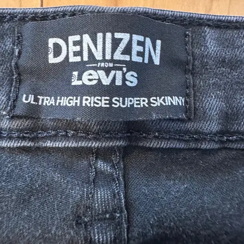 Denizen from Levi's Denizen Levi's Womens Ultra High Rise Super Skinny Jeans Black Wash Size 18 W34