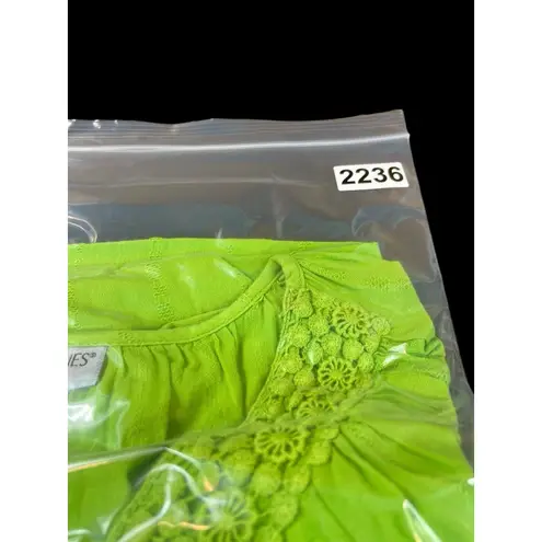 Catherines 1X 18/20W Lime Green Peasant Tunic Top Crochet Trim Matching Button