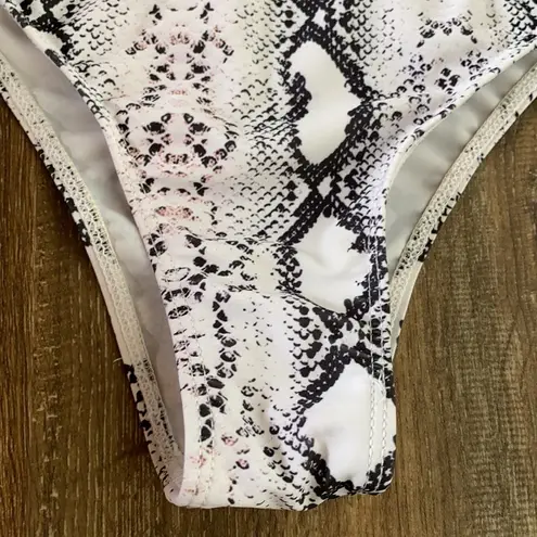Snake Print Black White Bikini Bottom Size Small
