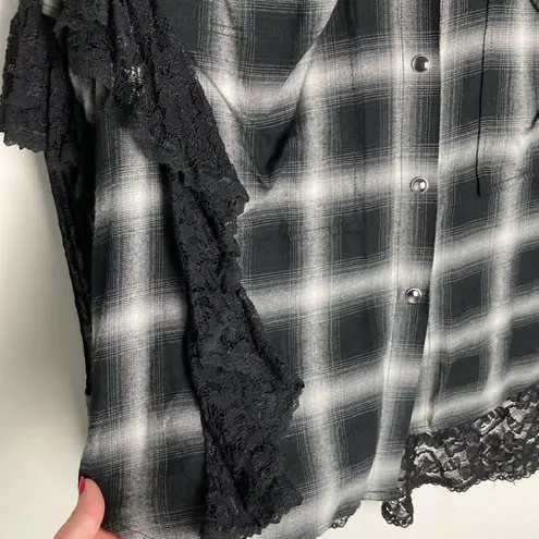 Divine Heritage Revolve Lace Button Front Plaid Shirt Gothcore Ruffles Medium Gray