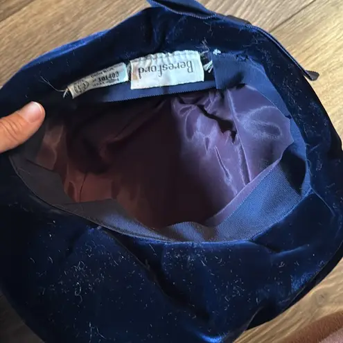 Vintage Elegant rich Navy blue Velvet Hat union made front bow by Beresford