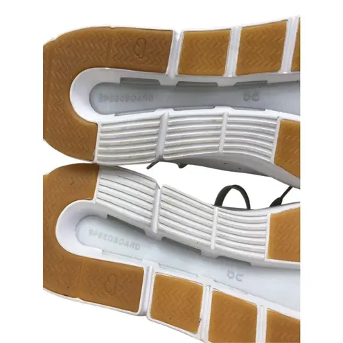 ON CLOUD Roger Centre Court Sneakers Tennis Shoes W's 9 White Retro Classic NWOB