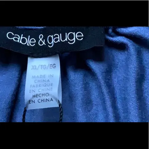 Cable & Gauge Key Hole Short Sleeve Shirt ~ XL