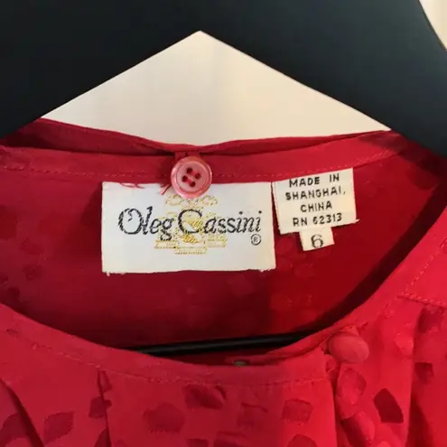 Oleg Cassini Vintage 100% silk neck tie red dot blouse, size 6