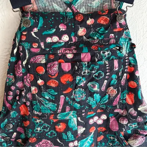 Duluth Heirloom Gardening Short Overalls Veggie Print Sz Small Black
