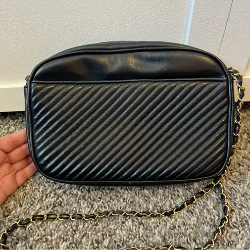 Daniella Bag Vintage Black Vegan Leather Quilted Crossbody Chain‎ Purse