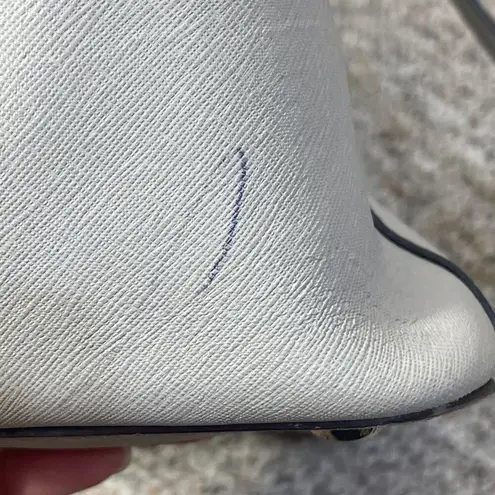 Michael Kors  Charlotte Large Top Zip Tote (Pearl Grey/Silver Hardware)