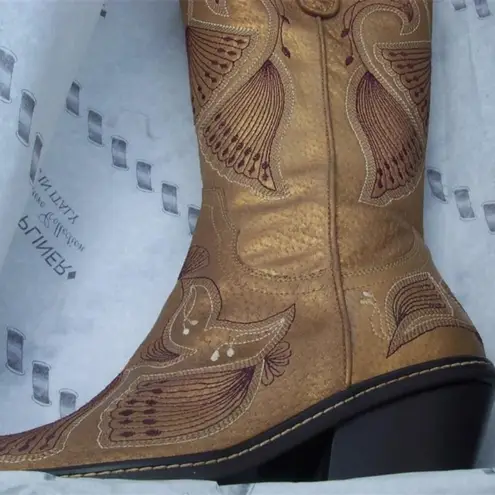 Donald Pliner Western Gold Metallic Leather Intricate Stitch Boot New $750 NWT Size 6.5