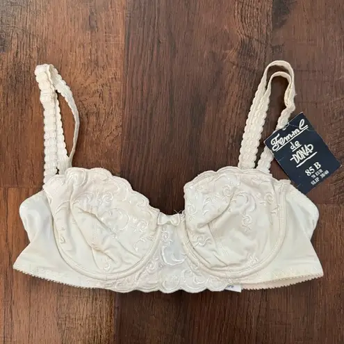 FEMME de DONA ecru underwire bra, made in France, size 38A / FR 85B, NWT White