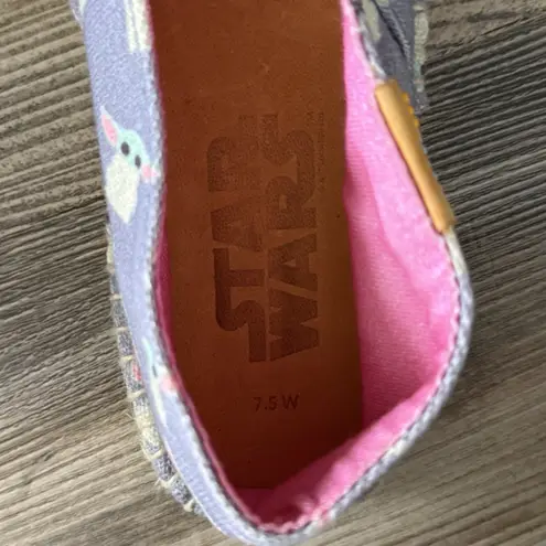 Star Wars Baby Yoda Grogu Ubuntu Espadrilles Shoes Women’s 7.5W Slip On Gray