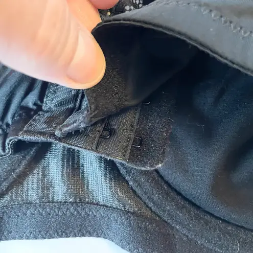 Lace Trim Bra Full Coverage Adjustable Straps Black 105E US 46D Feminine Size undefined