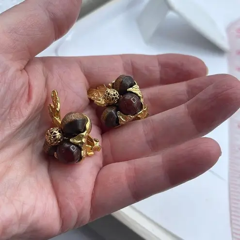Vintage ART acorn bunch with oak leaves earring’s Gold