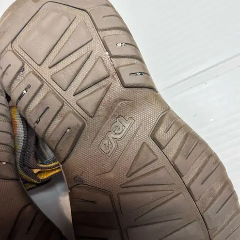 Teva Hurricane S/N 1019235 sandals shoe women size 6