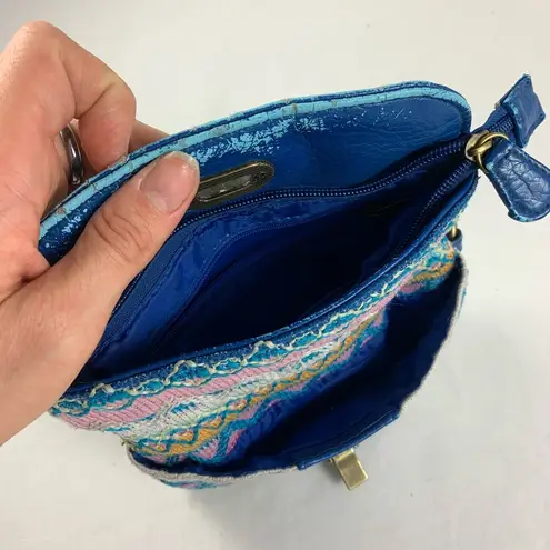 7x4” vintage blue distressed handmade knit clutch