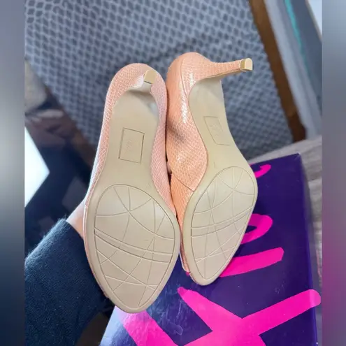 FIONI Pink Colored Faux Snake Skin Embossed Peep Toe 3” Heels Size 7 M