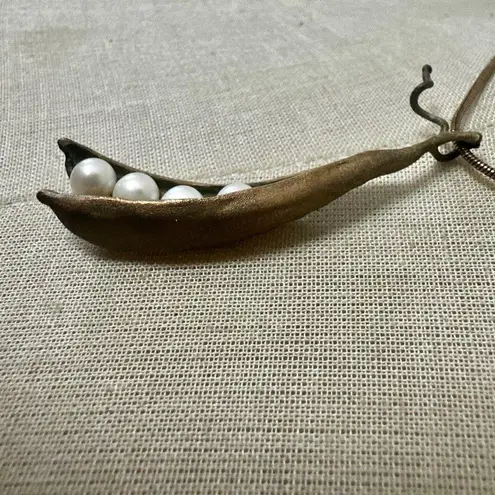 Michael Michaud Silver Seasons 4 Pearl Pea Pod Necklace
