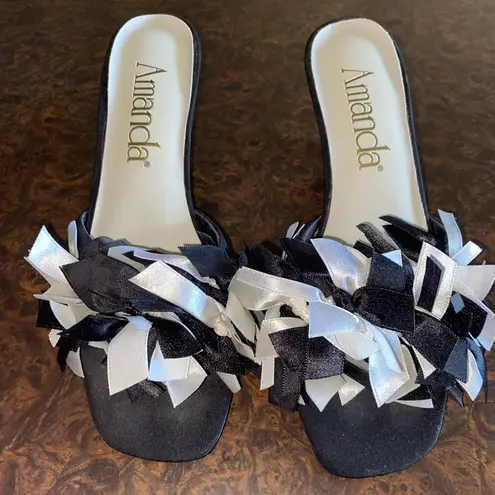 Amanda black & white Confetti mules