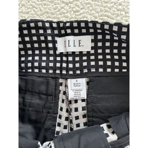 Elle  Mid Rise Black & White Check Straight Leg Cropped Pants Women's Size 2