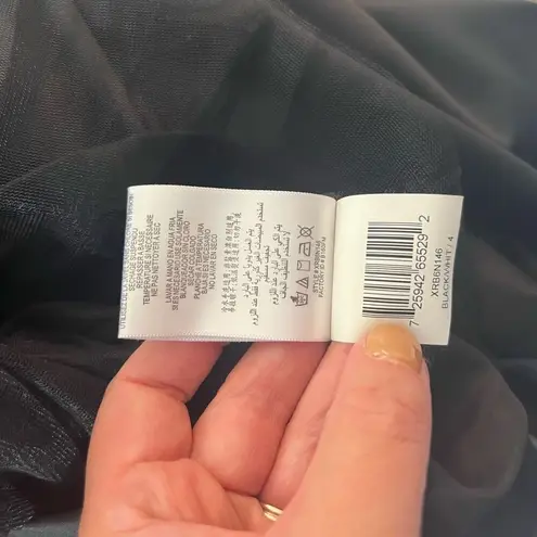 Max and Cleo Black White One Shoulder Pleated Fit & Flare Formal Dress Size 4