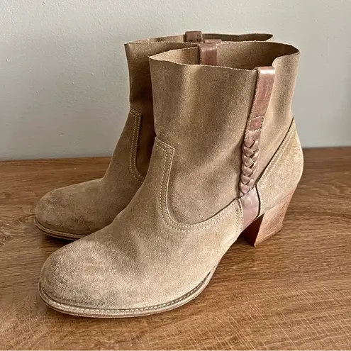 N.D.C. Made by Hand Suede Ankle Boots Beige Sand Western Braided Pull Tab Tan Size 7