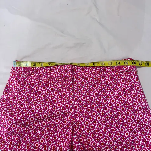 New York & Company Pink Geometric Stretch Cotton Button Tab Waist Shorts size 4