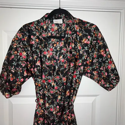 Ilese Stevens Vintage Floral Short Sleeve Short Robe with Belt Size S