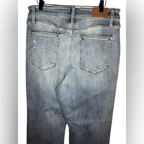 Judy Blue Distressed Straight Fit Jeans Size 16W