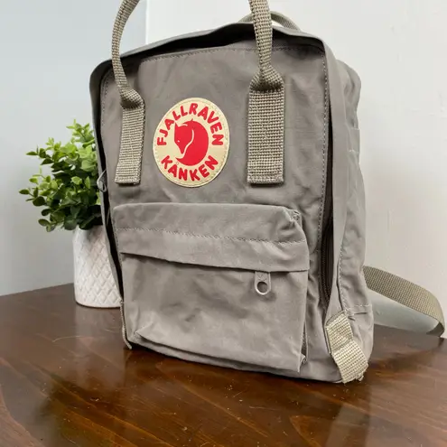 Fjällräven Fjallraven Fog Grey Kanken Mini Backpack Utility
