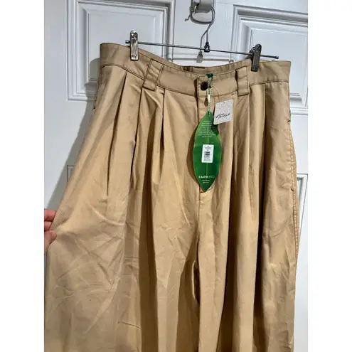 Farm Rio NWT Tan/Khaki Low Waisted Pleated Wide Leg Trouser Pants sz LARGE