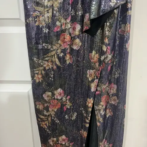 Monique Lhuillier ML Silver Floral Sequin Surplice Gown Size 4 US $595