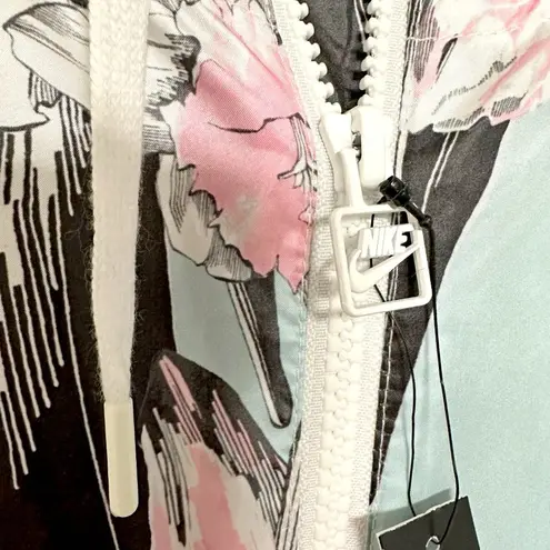 Nike NEW  Hyper Windrunner Jacket