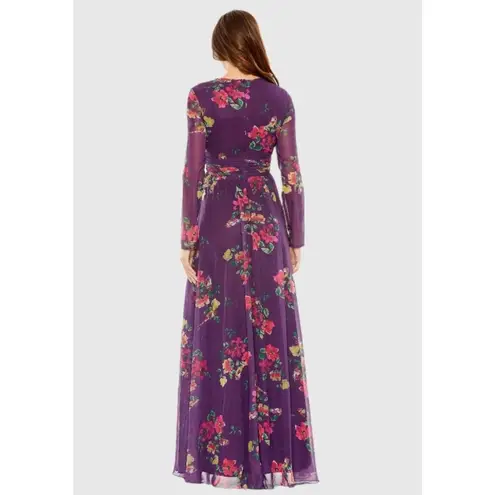 Mac Duggal Long Sleeve Ruched Top Deep V-Neckline Gown Purple Size 10 NWT #68558