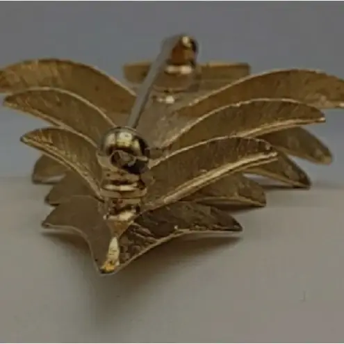 Trifari  Crown 1950s Gold Brooch
