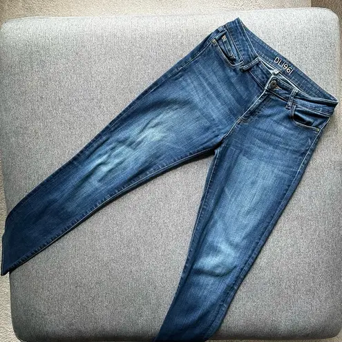 DL1961  // Florence Straight Leg Jeans