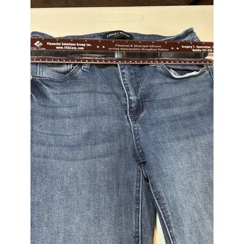 Ashley Mason Premium Embroidered Jeans 5/27 Blue Bell Bottom Flower Frayed Hem