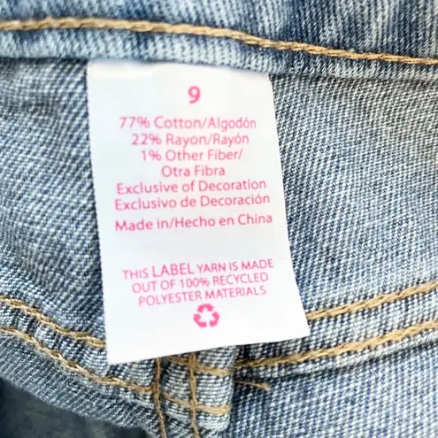 No Boundaries  Star Embroidered Denim‎ Shorts Distressed Hem Blue Size 9 USA - Image 8