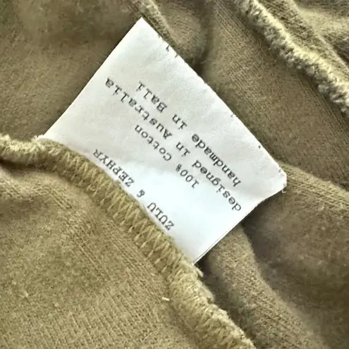 ZULU & ZEPHYR | Olive Army Green Terrycloth Gathered Drawstring Shorts | Medium