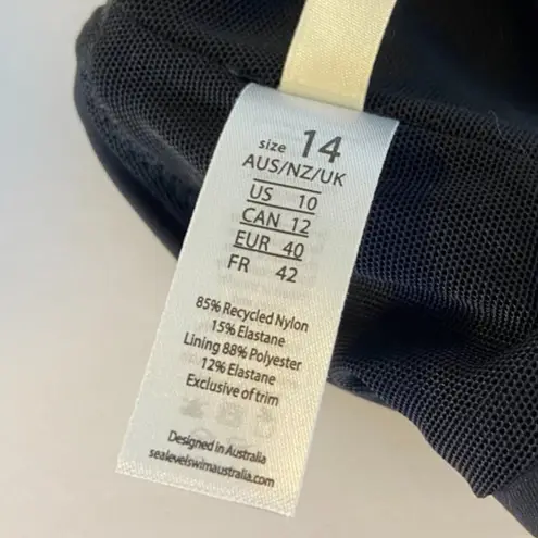 NWT Sea Level Australia Black Eco Essentials Multifit Halter Bikini Top Size 10