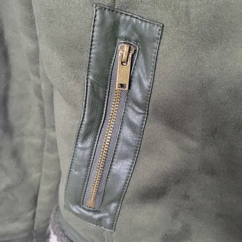 Forever 21 Green Aviator Sherpa Jacket Size Large thumbnail 3