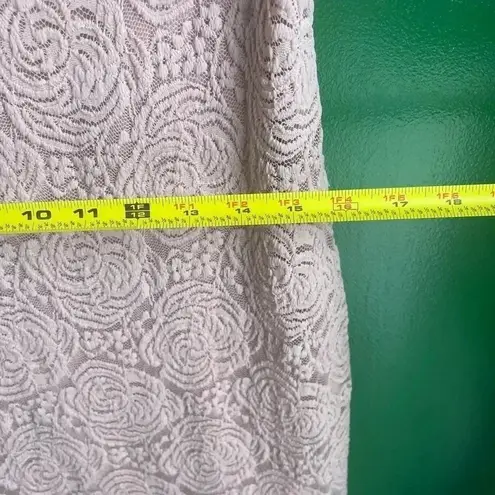 Pinkblush Pink Blush Floral Lace Dress EUC