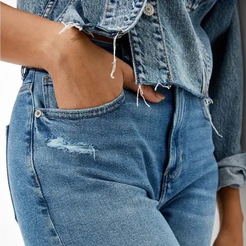 American Eagle  Stretch Mom Jeans Medium Wash