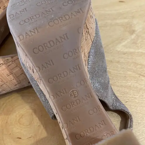 Cordani Italy Women's Wedge Slingback Criss Cross Metallic Platform Sandal Sz 39 Gold