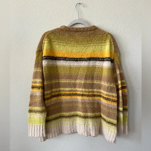 Every Fuzzy Vintage Stripe Crew Neck Long Sleeve Sweater in Women's Size S Yellow