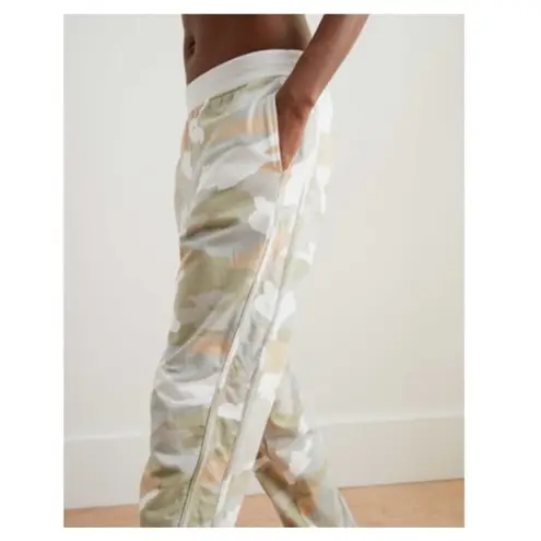 Aerie  Sunwashed Desert Camo Joggers | Size Medium | Comfy Cotton Lounge Pants