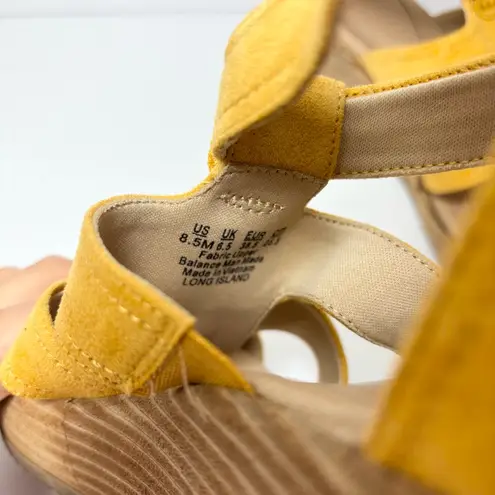 Dr Scholls Suede Wedge Sandal Sz 8.5 M Long Island Yellow Zip Back