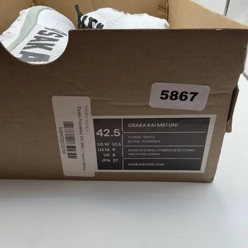 Osaka KAI MK1 Uni Women's US 10.5, Men's US 9 Iconic White Field Hockey Shoes